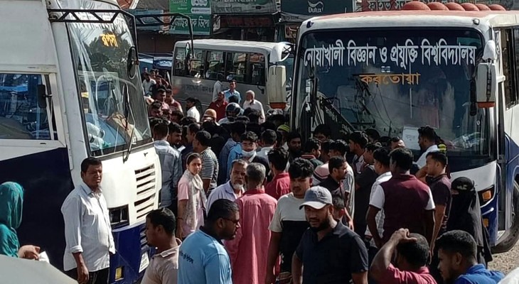 নোবিপ্রবির বাসে হামলার অভিযোগে মামলা, গ্রেপ্তার ২